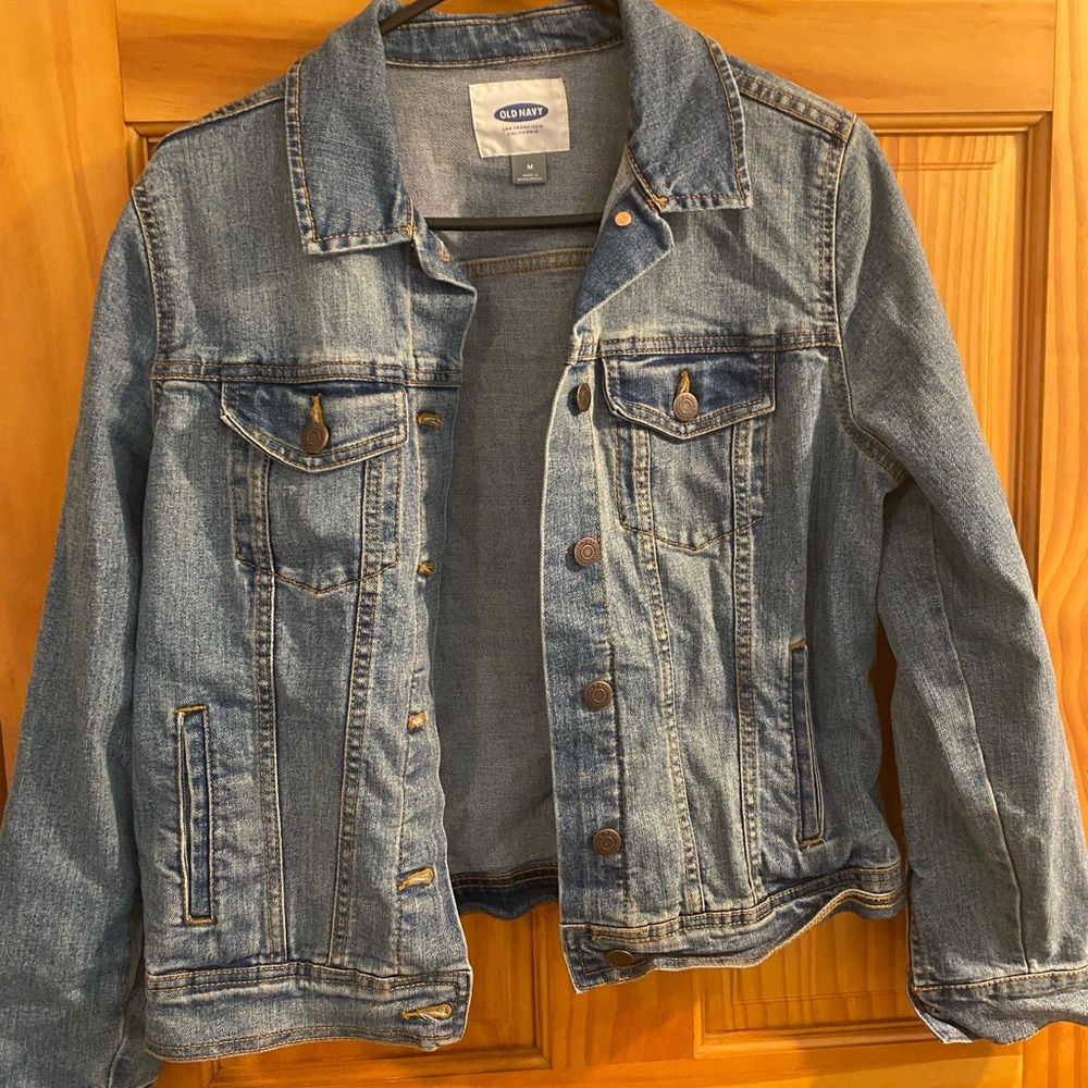 Medium wash jean jacket